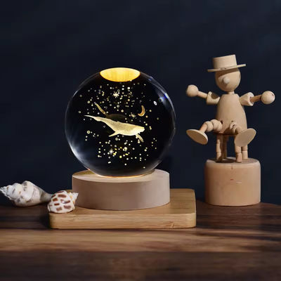 Lâmpada LED de madeira com usb de potência estátua de bola de cristal artesanato mesa de suporte decorações